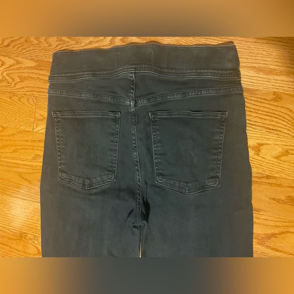 Veronica Beard 3 Button Flare faded-style black jeans - Picture 5 of 5